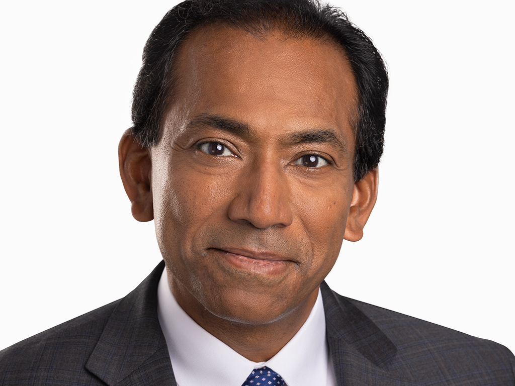 MechE Alumnus Vijay Vaitheeswaran ’90